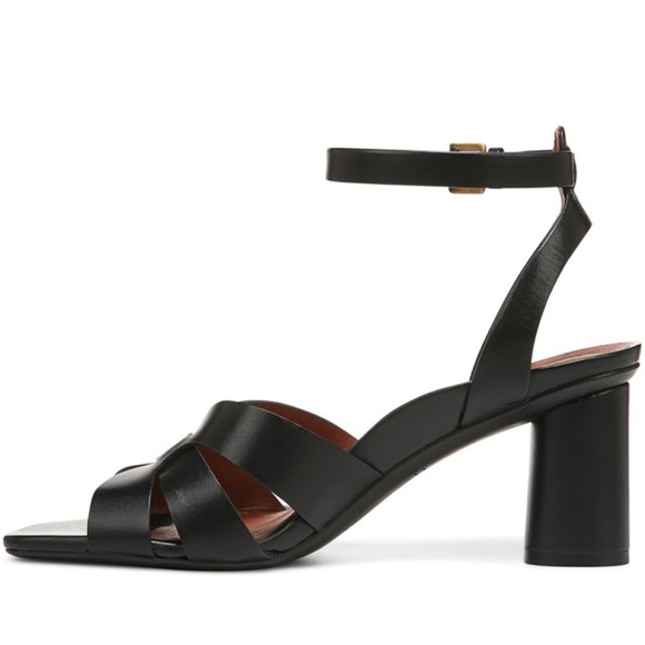 Selling beautiful VIONICS sandals!! Worn only once!! - Picture 4 of 7